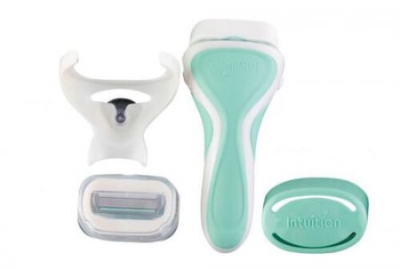 SCHICK INTUITION SENSITIVE CARE RAZOR